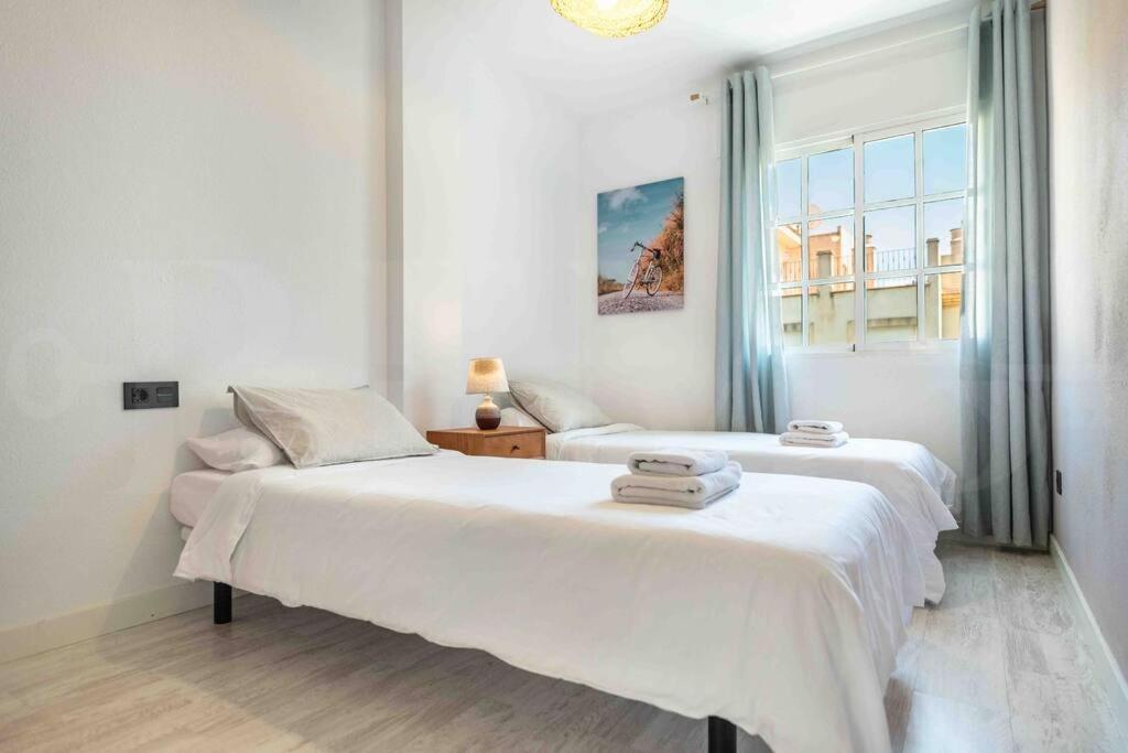 Spacious & Authentic Apartment By Rems Μάλαγα Εξωτερικό φωτογραφία